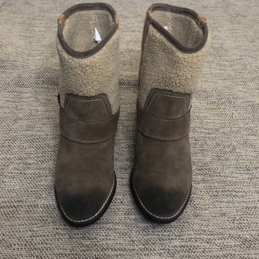 KELSI DAGGER LEATHER UPPER TAN BOOTS SIZE 8